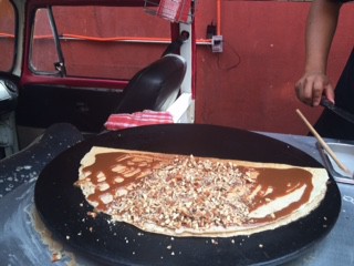 CREPA DE CAJETA CON NUEZ